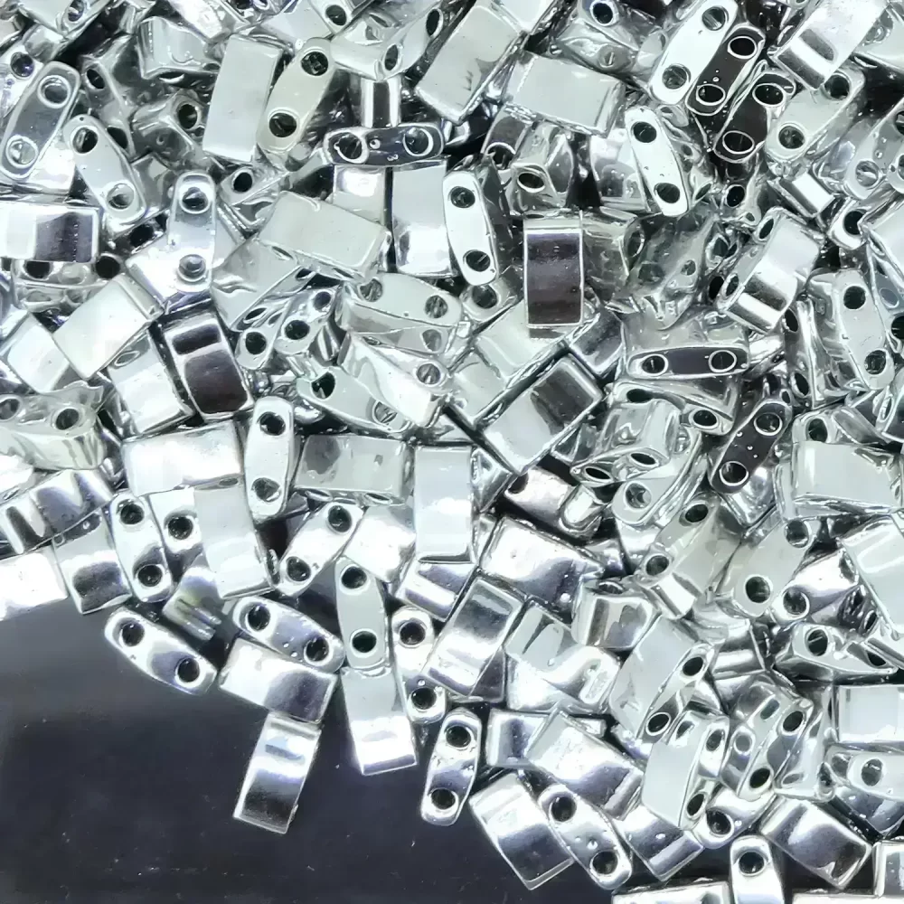 Miyuki Half Tila Beads 2.3 x 5mm 7.8GM Full Labrador Silver - Image 2